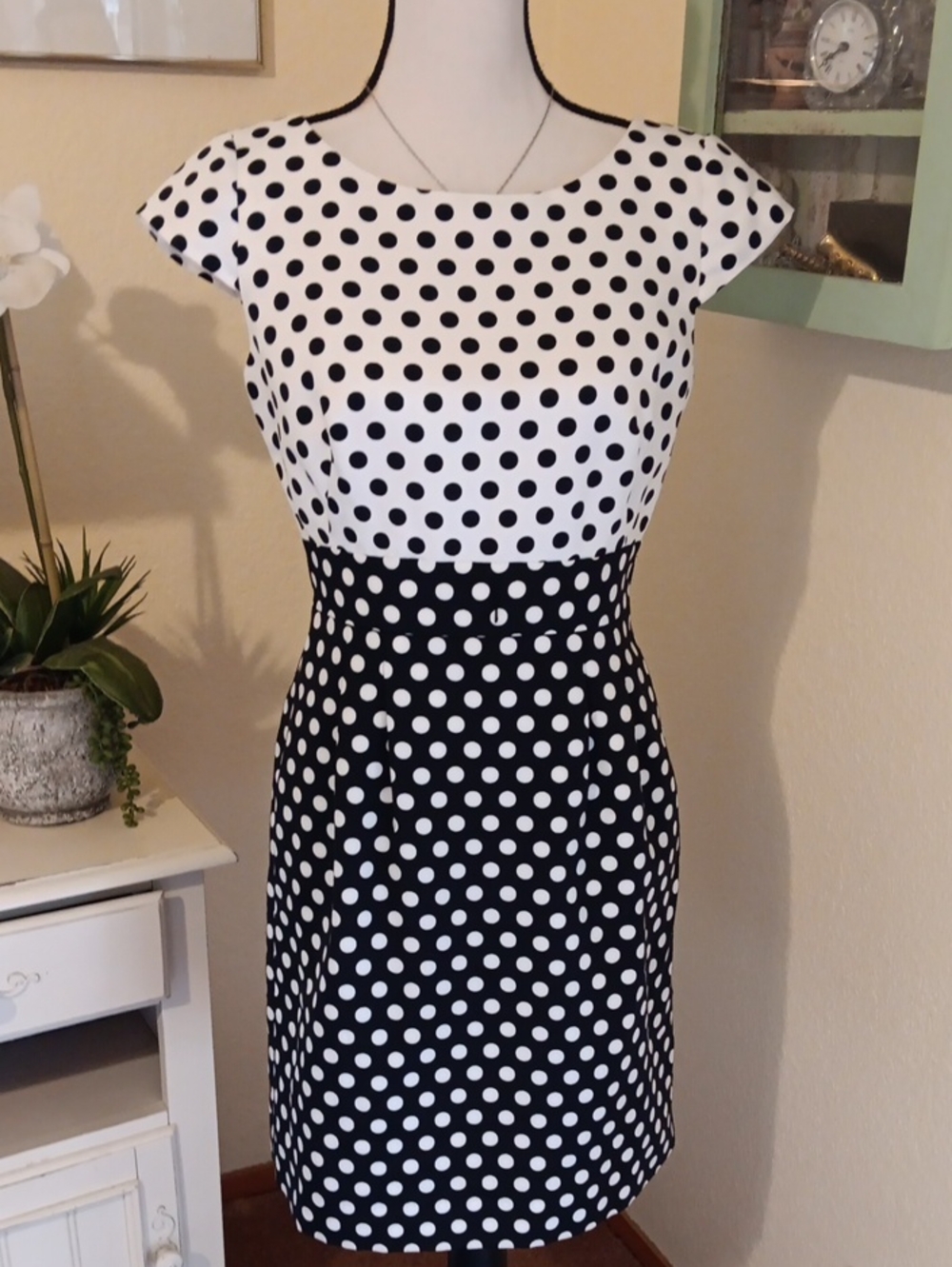 Tahari ASL Black and White Polka Dot Sleeveless Dress